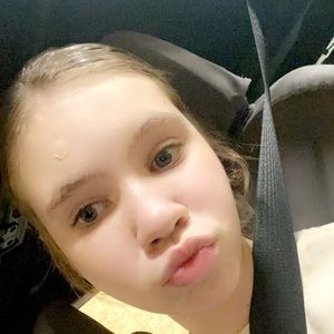 Meet your Posher, Makenzee